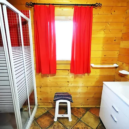 Chalet De Madera Con Piscina Privada En Conil De La Frontera, Ideal Para Familias - Es-180-91